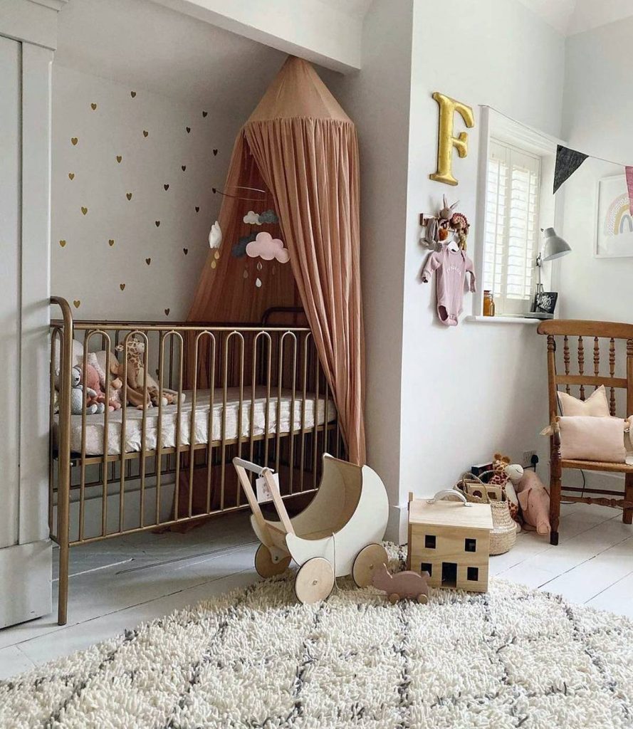 Baby Bed Ideas For Small Spaces: 12 Genius Solutions | GoDownsize