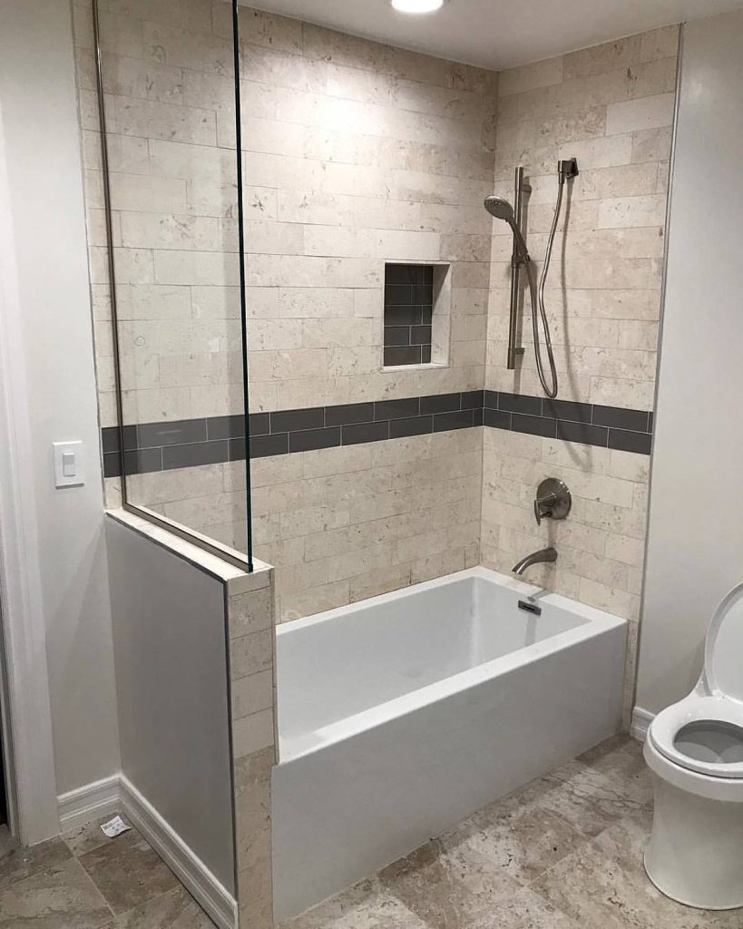 10 Bathtubs That Look AMAZING For Small Spaces
