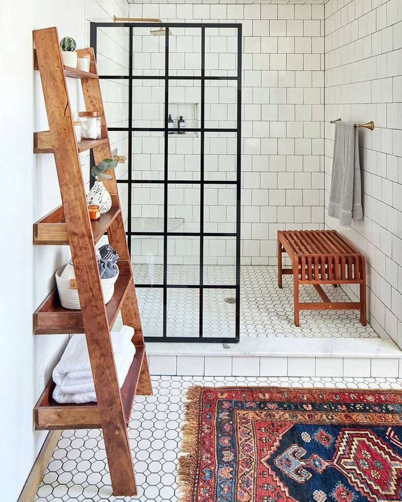 11 Bathroom Wall Storage Ideas You Can Steal | GoDownsize