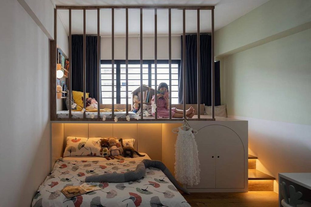 15 Tiny Bedroom Layouts That Work Really Well | GoDownsize