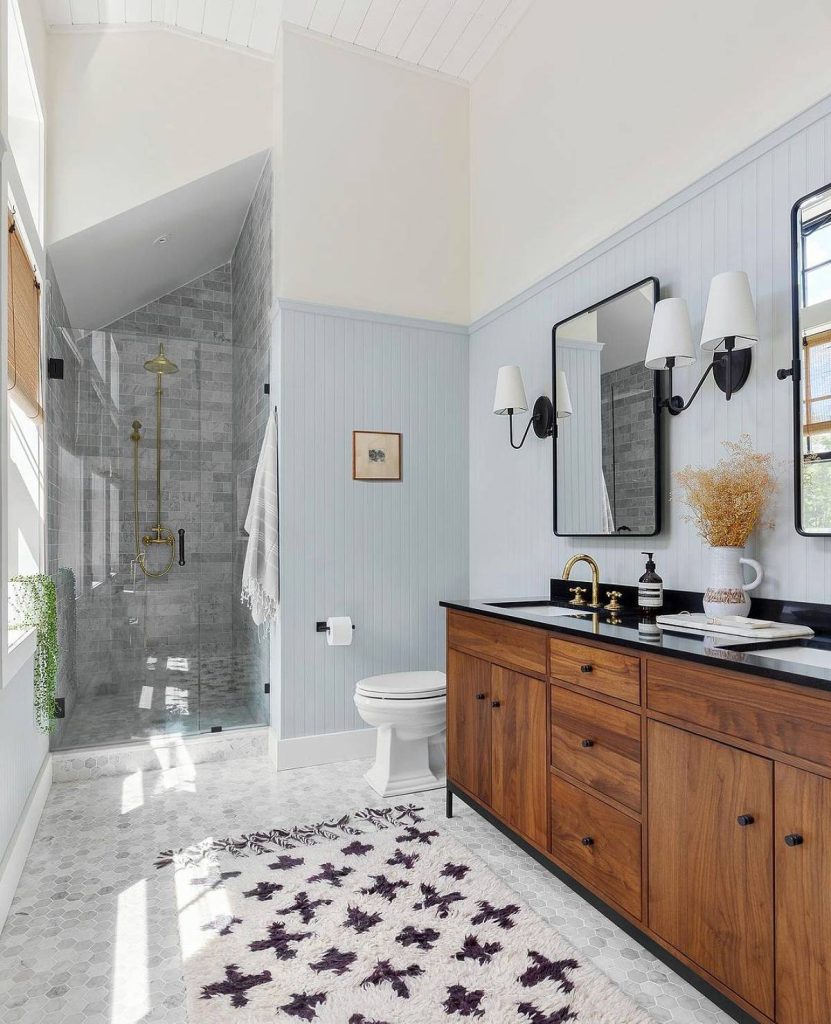 Blue Bathrooms: 26 Stylish Ideas for Small Spaces | GoDownsize