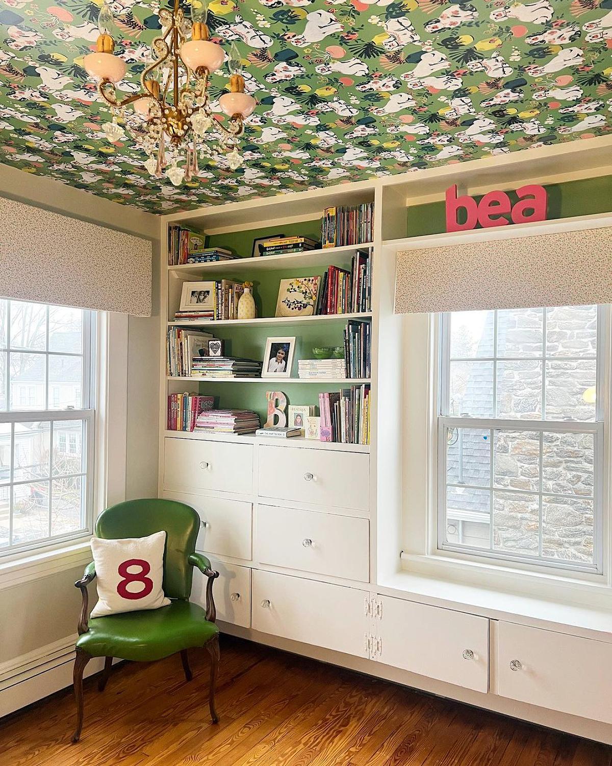 reading nook with dog design ceiling wallpaper