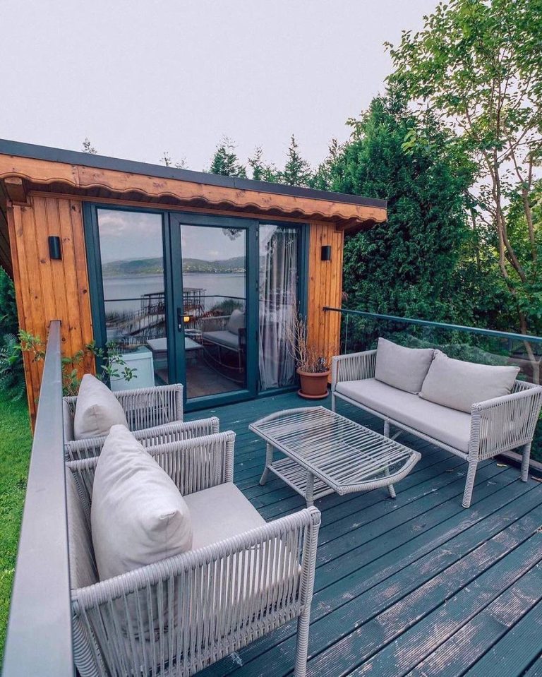 Tiny Houses With Rooftop Decks That Just Work | GoDownsize