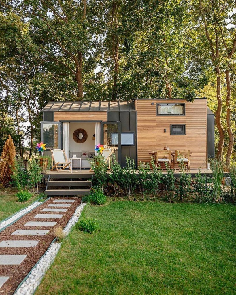 Tiny Houses With Porches: 37 Designs That Just Work | GoDownsize