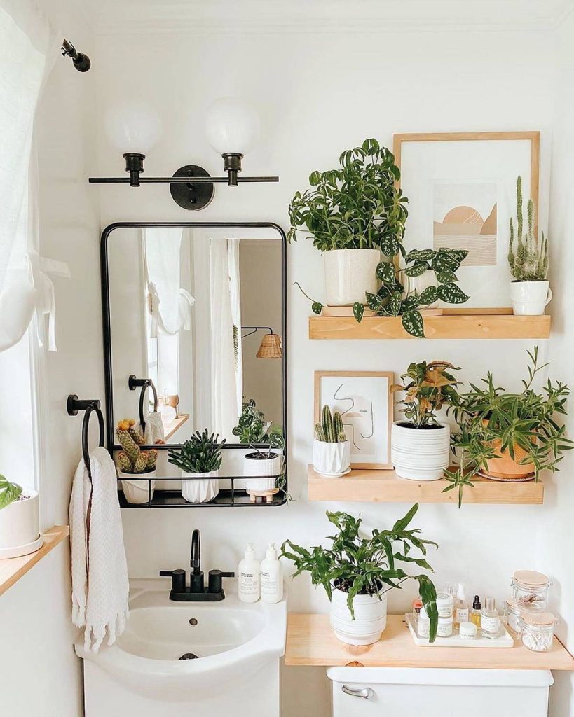 Small Bathroom Decoration: 24 Ideas That Look Really Good | GoDownsize